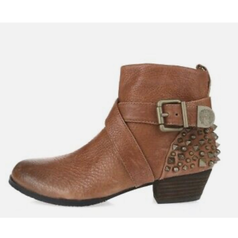 Vince Camuto Marcin Tan Pebbled Leather Spikes Studded Bootie Size 8.5B